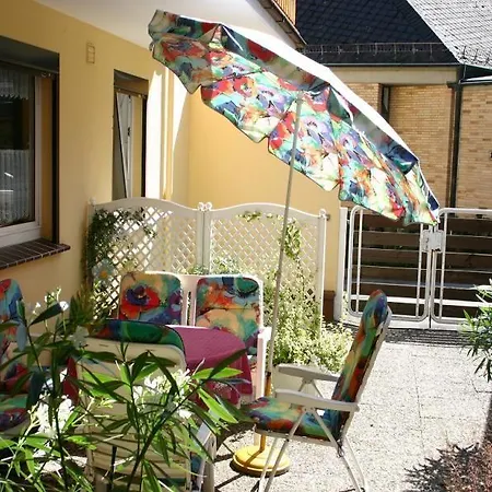 Haus-kummeleck-wohnung-4 アパート *